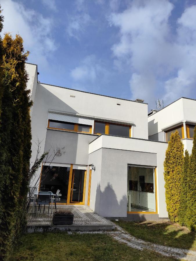 Dom Dabrowka Poznan Apartment Paledzie Екстериор снимка