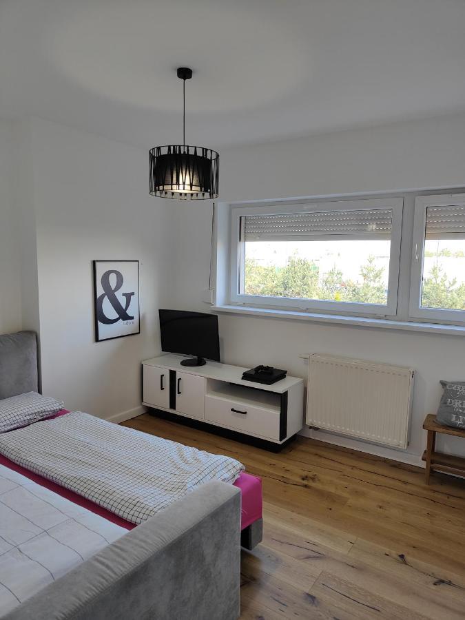 Dom Dabrowka Poznan Apartment Paledzie Екстериор снимка