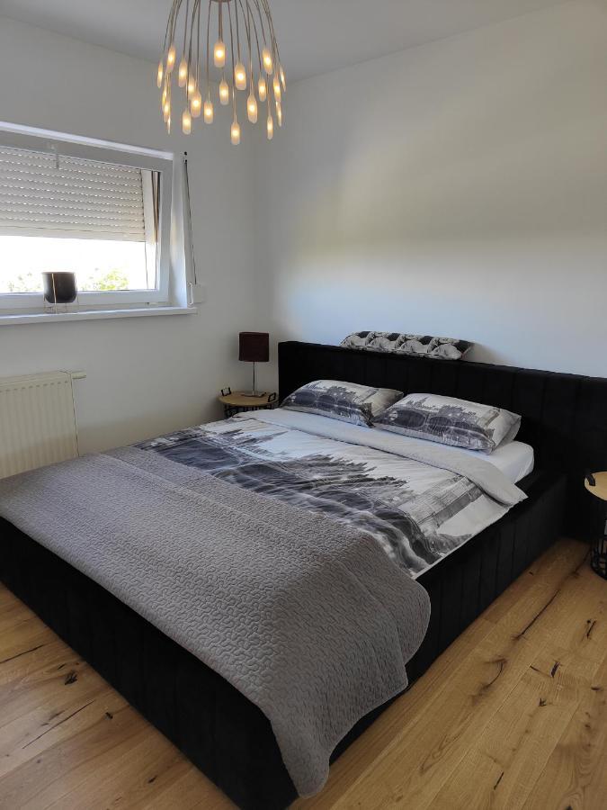 Dom Dabrowka Poznan Apartment Paledzie Екстериор снимка
